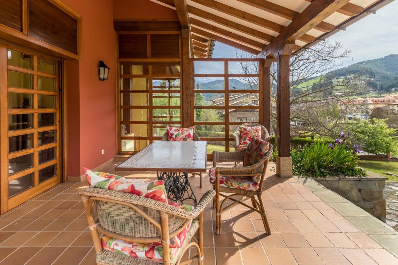 Exclusivo Chalet En Потес Екстер'єр фото